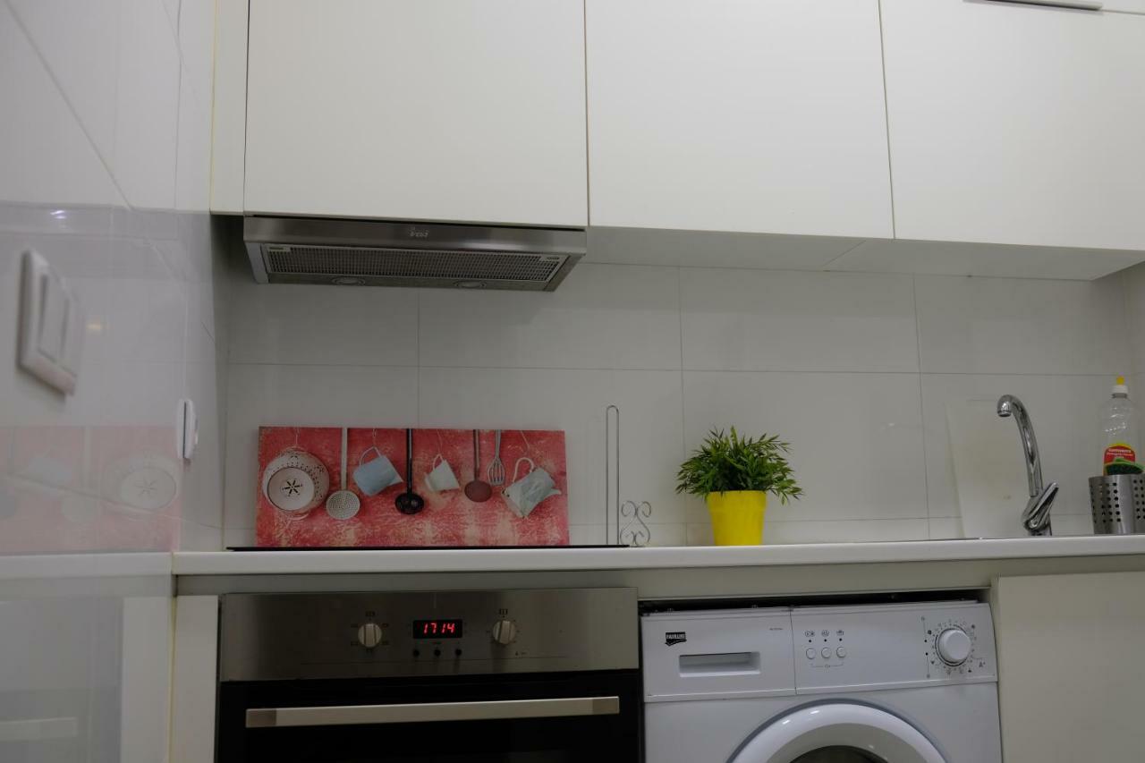 Nice Apartment Bairro Alto Lisbon Luaran gambar