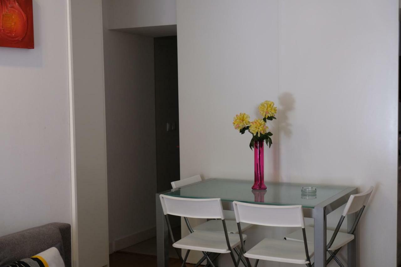 Nice Apartment Bairro Alto Lisbon Luaran gambar