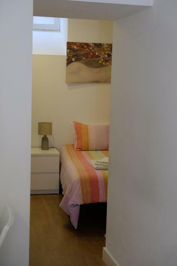 Nice Apartment Bairro Alto Lisbon Luaran gambar